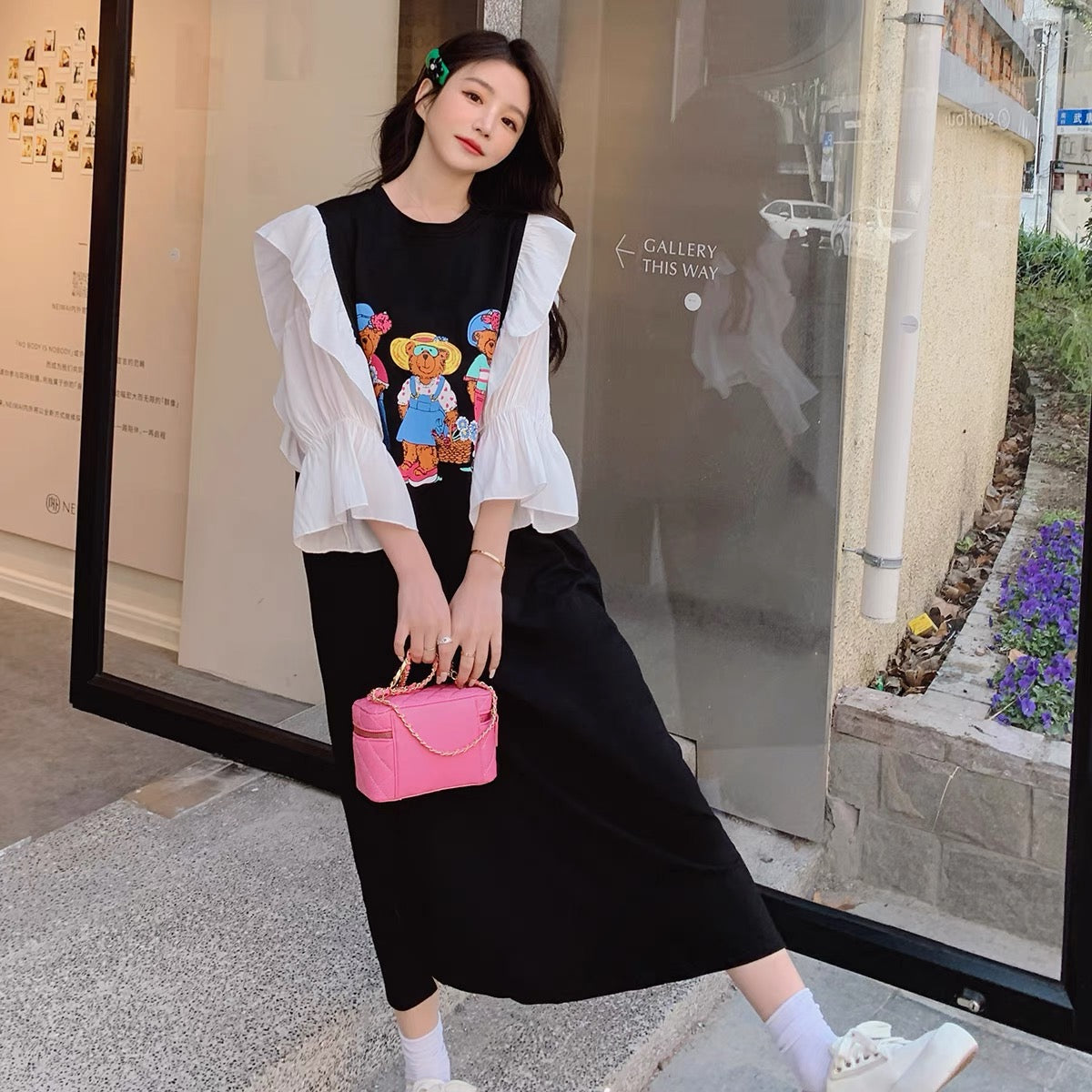 Black dress for women 2023 new summer design niche cartoon print cute age-reducing college style long skirt