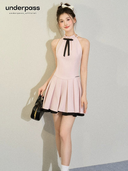 Underpass original design halter neck bow waist off-shoulder contrast color sleeveless a-line pleated dress for women