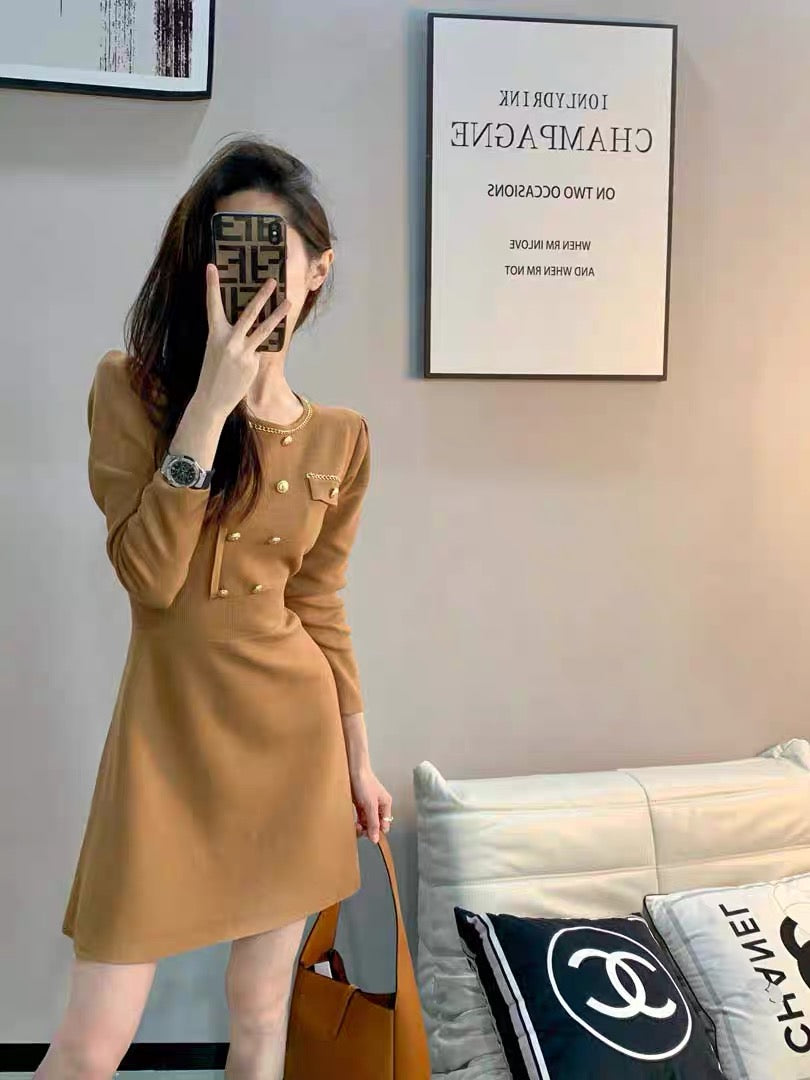 Knitted dress autumn and winter new style for women, gentle, high-end, fashionable, elegant, ladylike, waist-cinching, long-sleeved skirt (B2514)