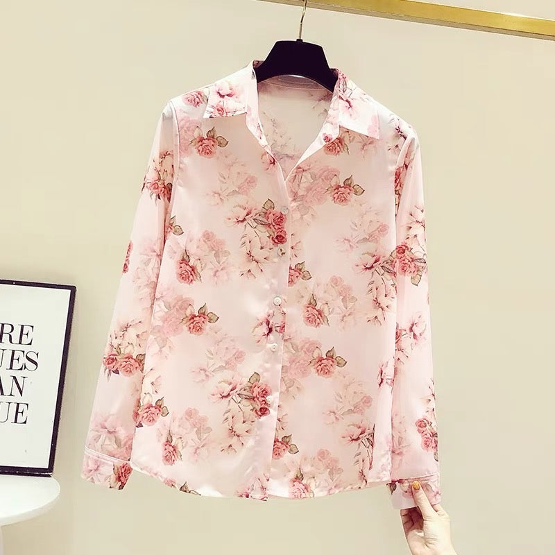 Western-style age-reducing floral silk shirt women's high-end niche design  chiffon long-sleeved top early autumn 2023 new style