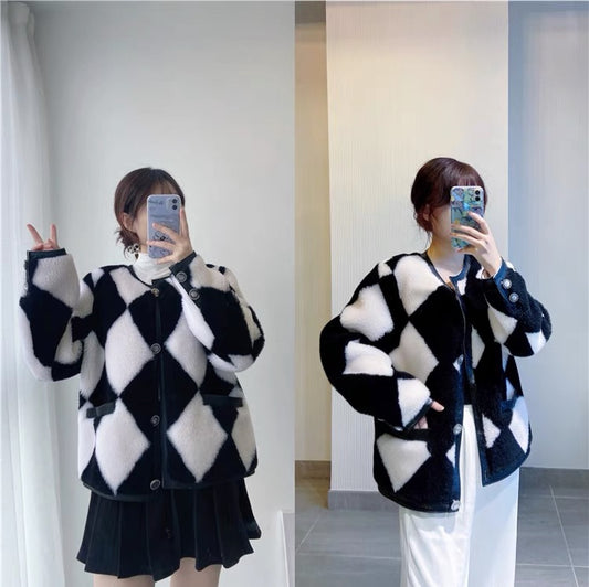 Haining Fur 2023 new checkerboard style young lamb fur all-in-one leather collar cardigan jacket T3461