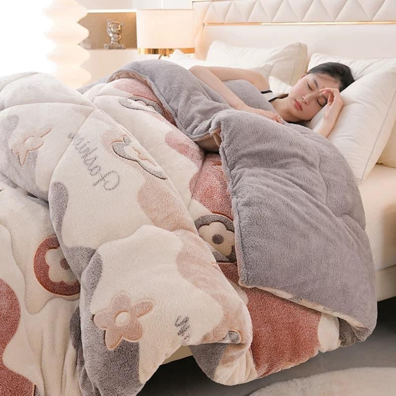 Coral fleece blanket lamb fleece quilt thickened winter single student dormitory milk flannel blanket bed