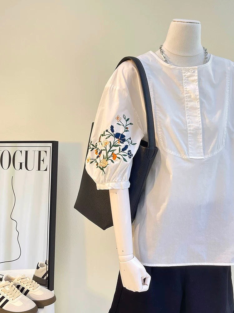 The last wave of new styles in summer~ Pullover embroidered pure cotton mid-sleeve white shirt for women, summer design loose top