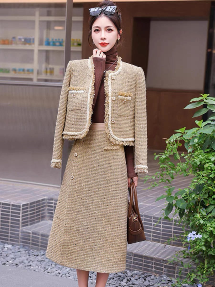 Xiaoxiangfeng suit autumn women's clothing 2023 new hot temperament fashionable little dignified and atmospheric two-piece dress (S0411)