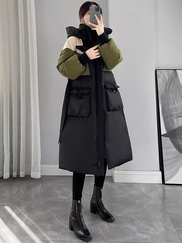 Designed contrasting color hooded down jacket for women winter 2023 new waist slimming commuting versatile mid-length coat