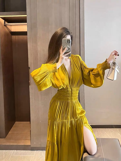 Green high-end temperament long-sleeved dress women's autumn long skirt extra-long ankle-length seaside vacation skirt dress