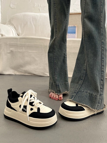 Popular niche thick-soled sneakers for women in spring and autumn, versatile super hot white shoes 2024 new Korean casual sports shoes