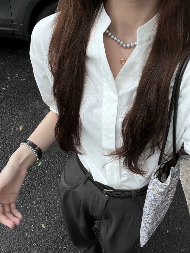 French high-end white short-sleeved shirt for women in summer 2024 new sun-proof shirt for commuting temperament v-neck top