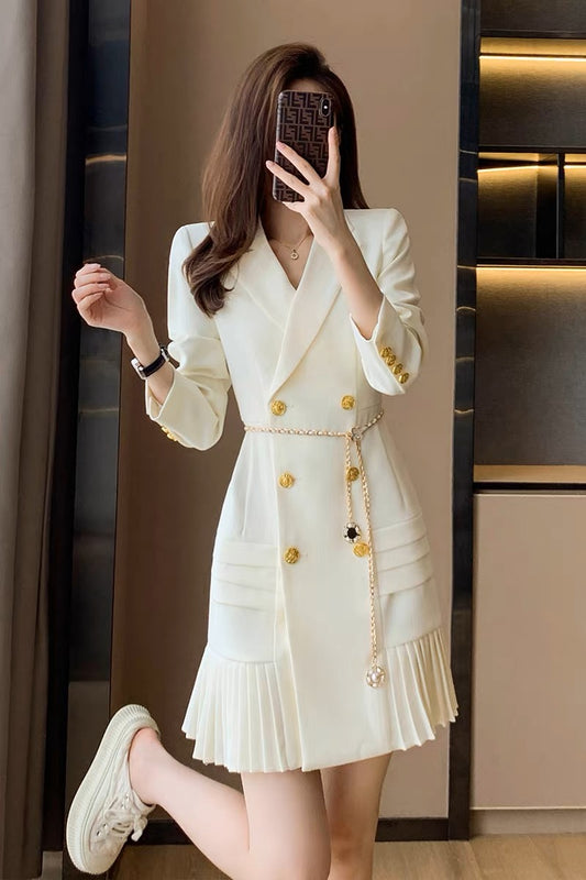 Xiaoxiangfeng white suit pleated skirt for women early autumn new tea break French style high-end long-sleeved dress with temperament