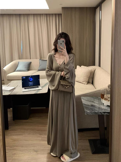 Lin Yan'er casual suit autumn women's 2023 new vest skirt wool knitted cardigan gentle three-piece set (S182)