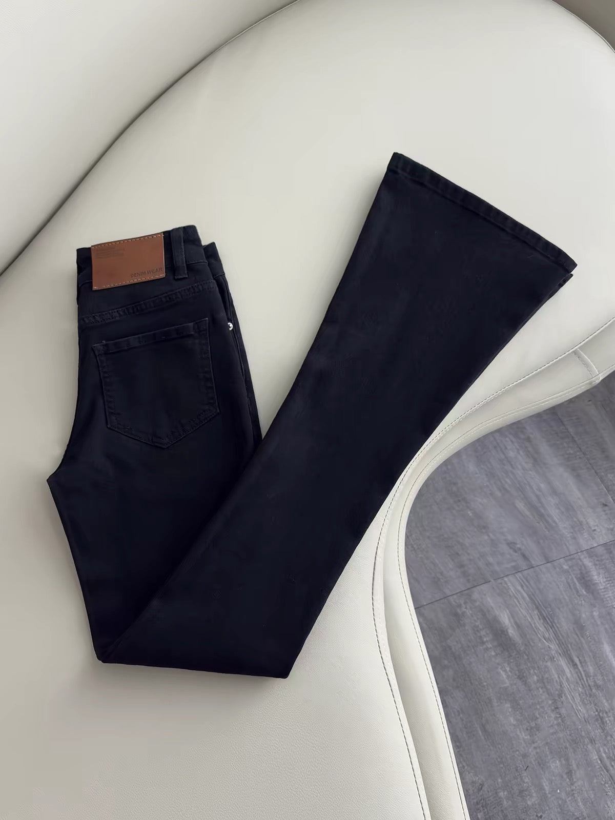 La Chapelle Women's Black Washed High-Waisted Stretch Flared Jeans (Floor-Length/Bootcut Style) – 2026 Spring/Autumn New Arrival