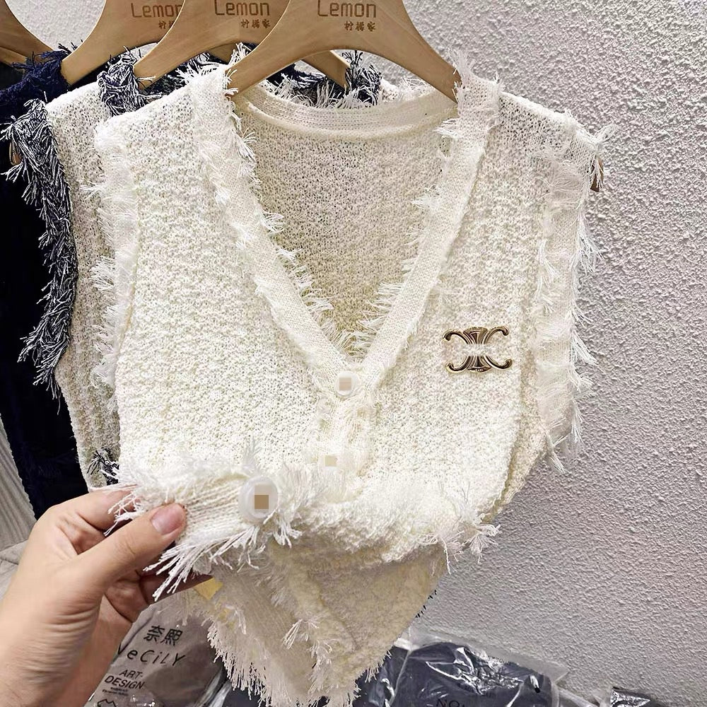 https://www.leenhiboutique.us/products/design-sense-small-crowd-ruffled-stitching-suit-dress-2023-new-womens-autumn-french-temperament-small-skirt