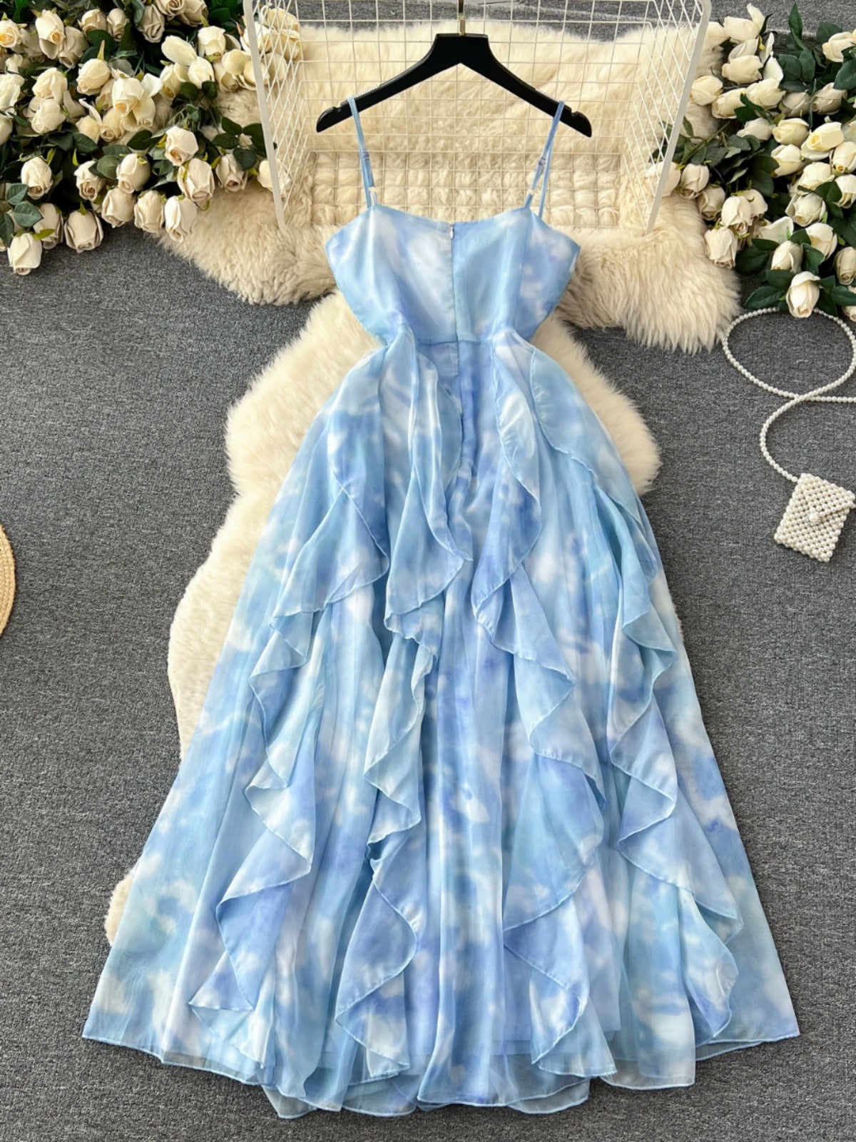 Super fairy suspender dress for women in early autumn with heavy industry diamond-encrusted tube top, sleeveless waist, temperament ruffled fairy skirt