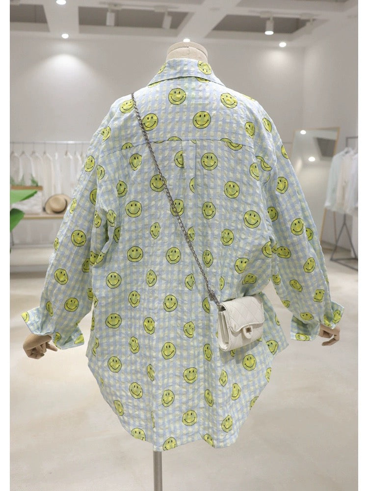 Breathable full body small smiley face printing 2024 summer loose medium and long cotton thin plaid long-sleeved shirt for women