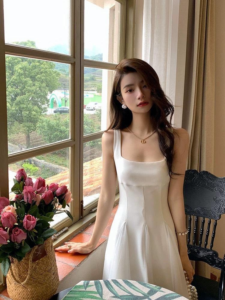 Deng Liuliu white suspender dress women's summer new mesh fluffy fairy skirt high-end certificate small white skirt