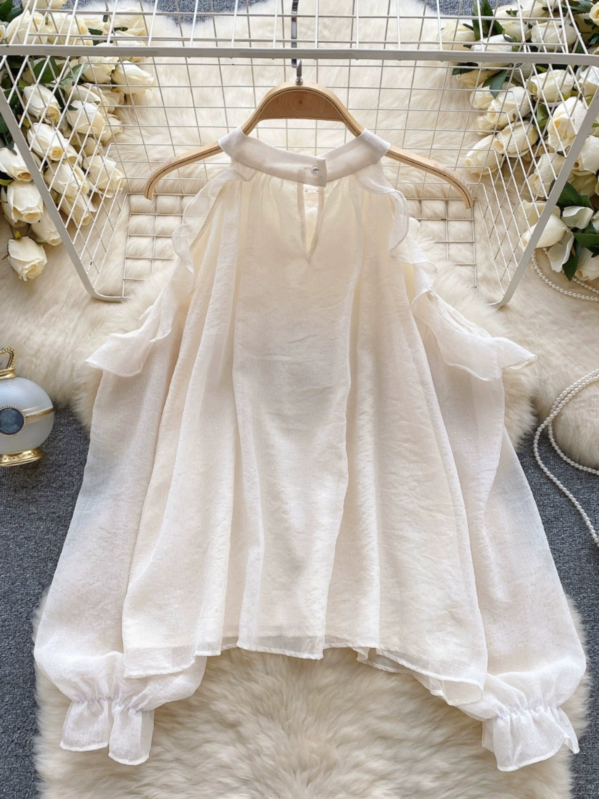 Gentle style chiffon top women's long-sleeved hollow out-shoulder beaded halterneck shirt 2023 new autumn clothing