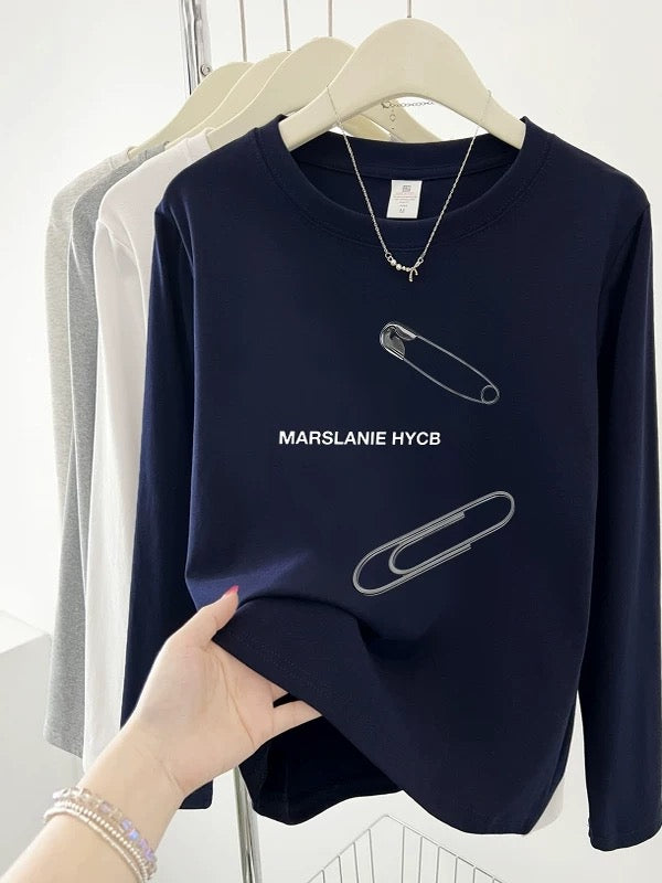 2025 Early Autumn New Style Bottoming Shirt Western Style Straight Shoulder Women's Long Sleeve T-shirt Round Neck College Style Letter Printed Top
