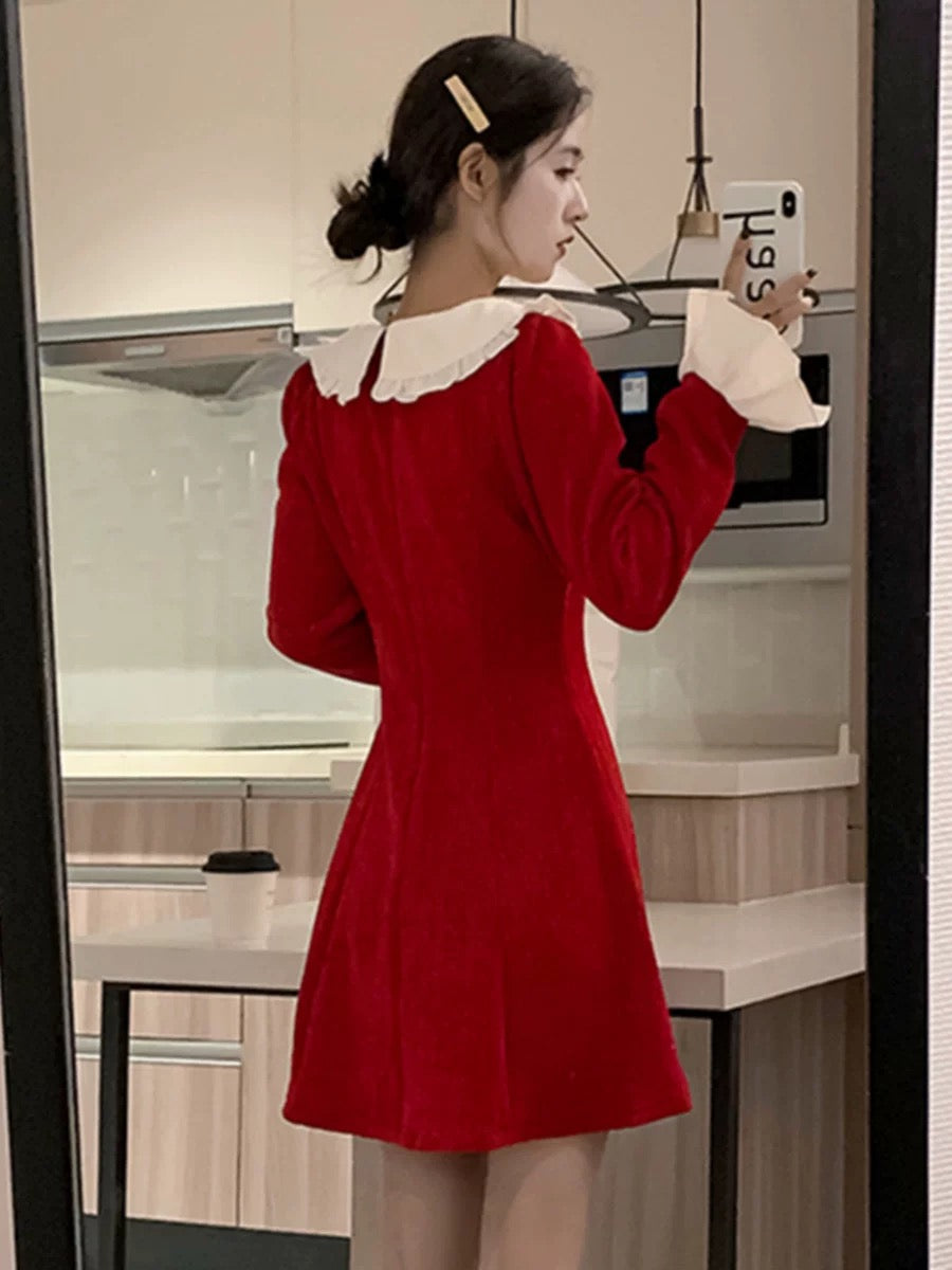 French sweet autumn and winter trumpet sleeve dress 2023 new women's small temperament waist slimming skirt
