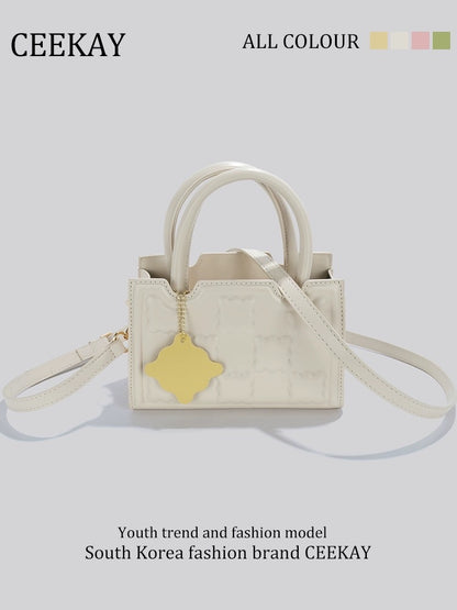 CEEKAY original high-grade small hand-held biscuit bag niche design bag female 2024 new shoulder messenger bag