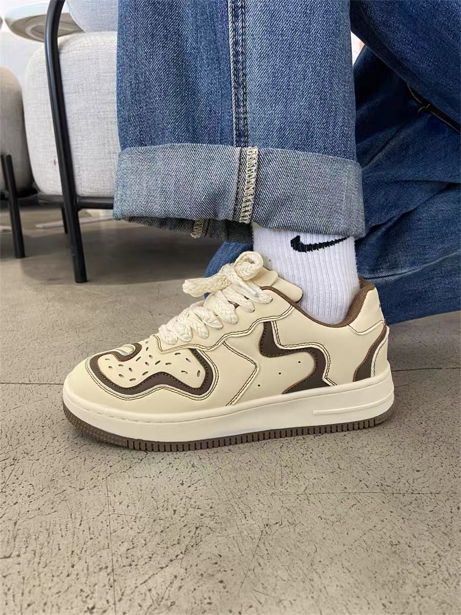 Design sense small black shoes autumn and winter wave upper skateboard shoes couple street shooting casual niche bread sneakers for men and women