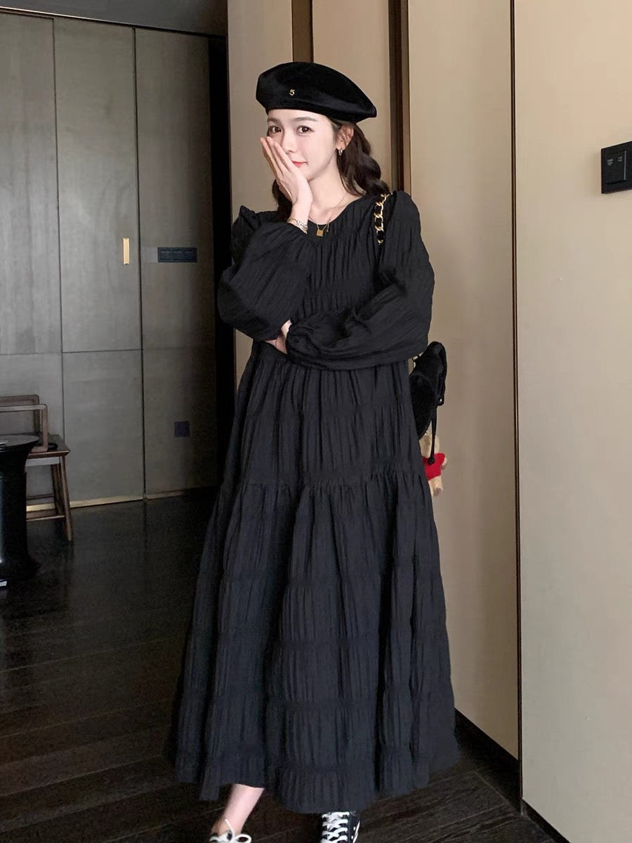 Black textured dress autumn women's 2023 new French retro light mature Hepburn style long A-line skirt trendy