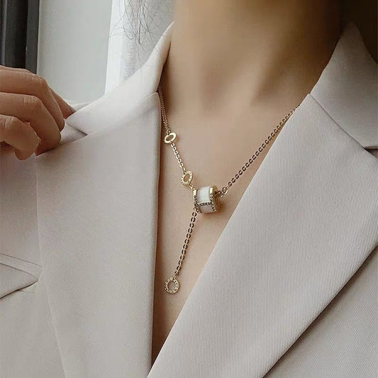 Real gold electroplating micro-inlaid zircon Korean fashion simple Roman numeral opal necklace net red necklace necklace female