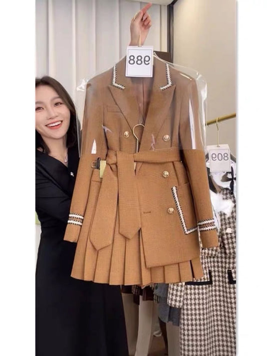 Light luxury socialite Xiaoxiangfeng 2023 early autumn foreign style age-reducing temperament hits the street Versailles high-end suit skirt for women
