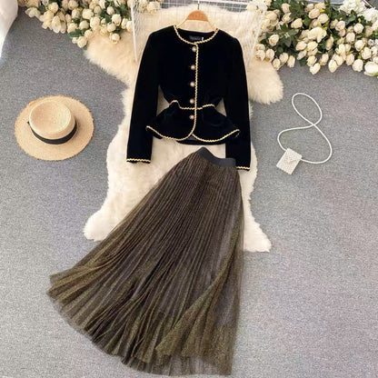 Xiaoxiangfeng French retro high-end short waisted velvet shirt high-waisted pleated skirt Western style two-piece set (S0996)