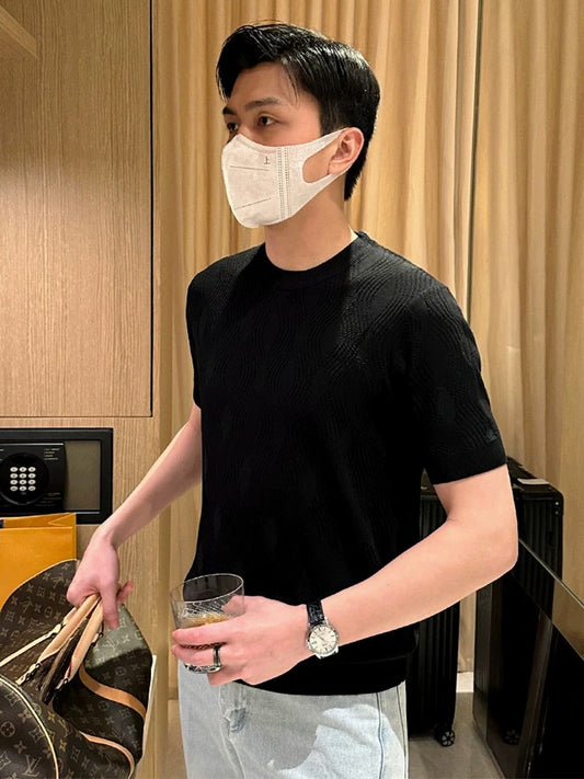 Fashionable high-end simple and generous white bottoming shirt men's summer thin custom three-dimensional texture slim knit sweater men