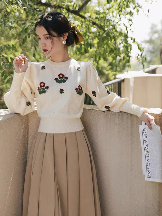 French autumn and winter new style retro embroidered small red flower knitted sweater and pleated skirt two-piece set with sweet style