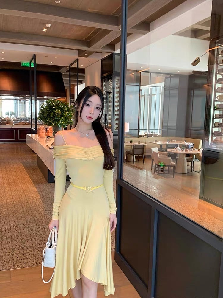 Bean paste chic/fragrance skirt/sexy one-shoulder long-sleeved waist strap dress women's new temperament long skirt (D064)