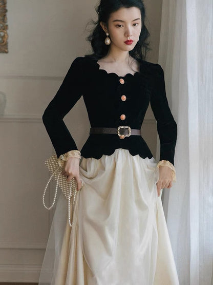 2022 autumn and winter new French retro waisted short velvet top with apricot mesh skirt two-piece set