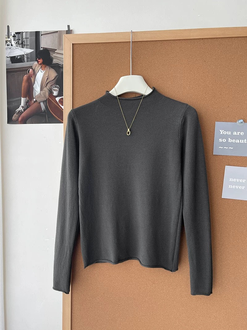 Retro soft and sticky cashmere rolled-edge turtleneck knit sweater for women, autumn and winter, gentle and versatile layering base layer top.