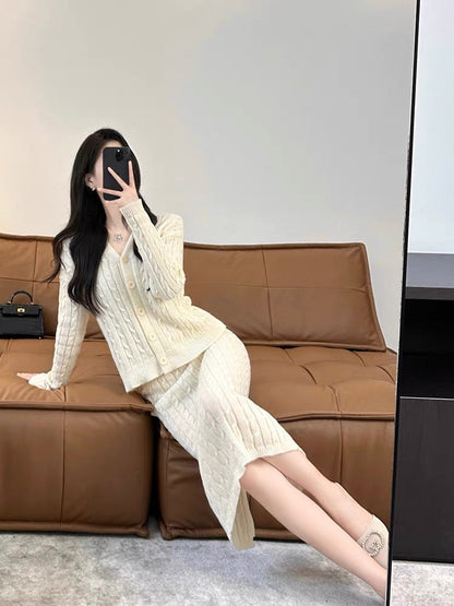 Dignified and elegant women's suit 2023 autumn and winter new Korean style ladylike mid-length knitted skirt two-piece set (S5556)