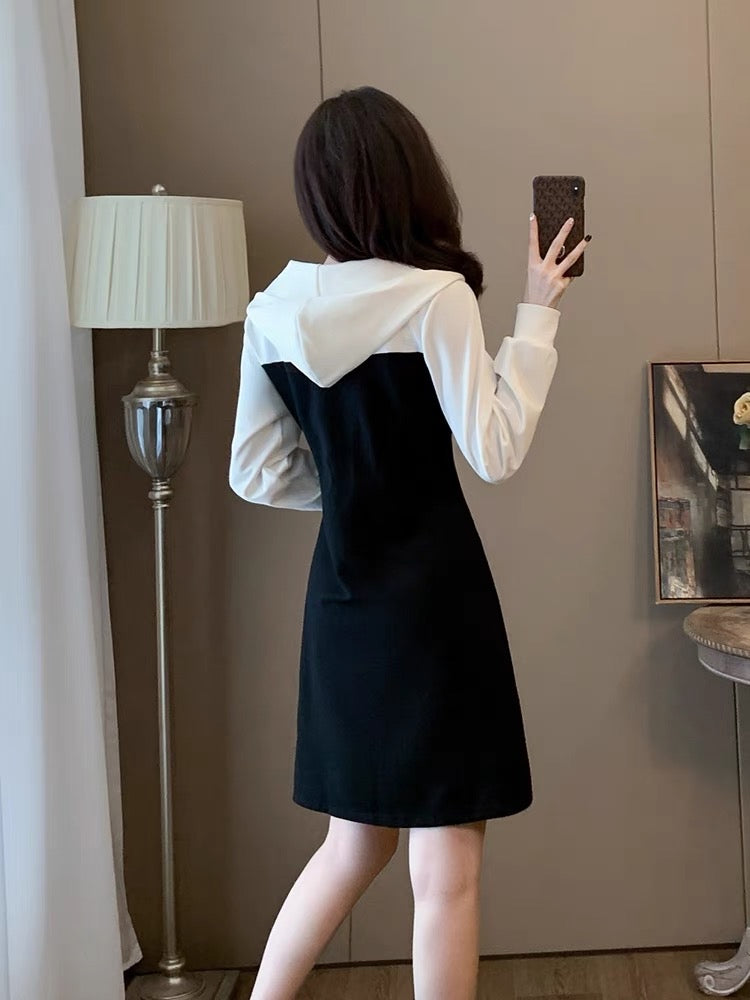 Fashionable, casual and western style contrasting color splicing dress 2023 autumn and winter women's waist slimming skirt high-end D6690
