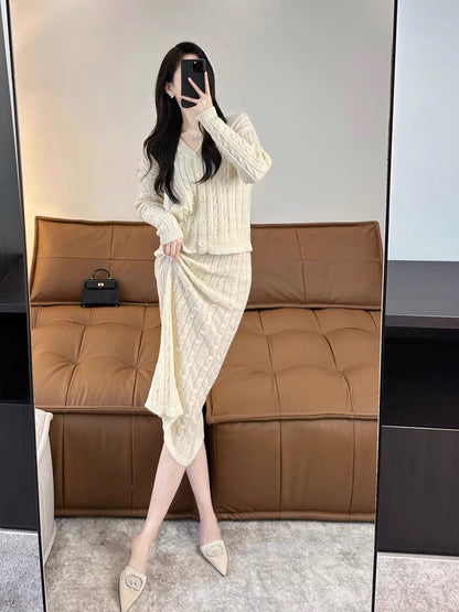 Dignified and elegant women's suit 2023 autumn and winter new Korean style ladylike mid-length knitted skirt two-piece set (S5556)