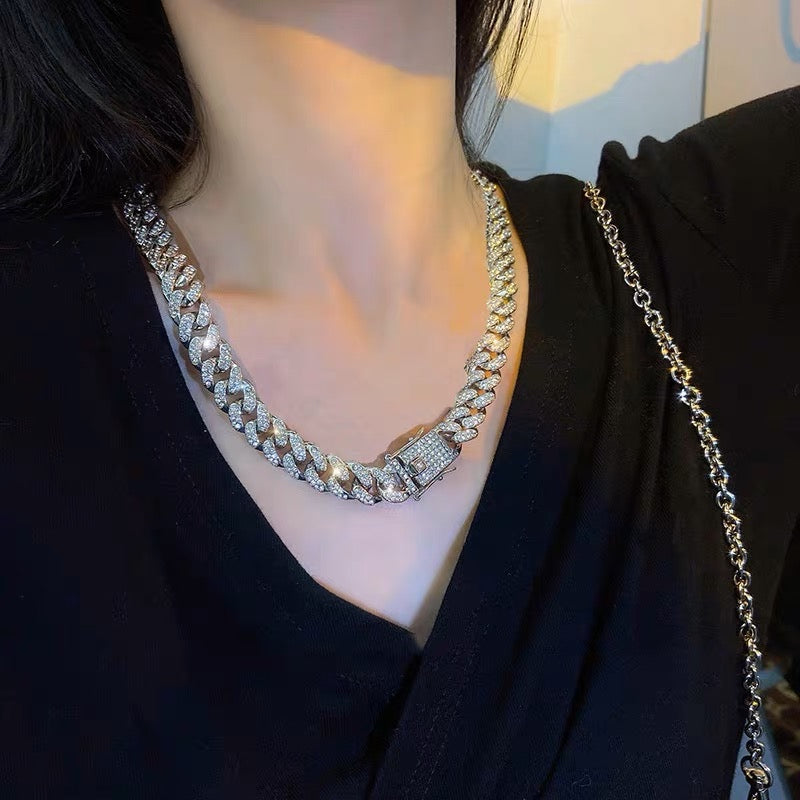 Full diamond personalized design necklace 2021 new women's hip-hop street punk clavicle chain European and American neck chain