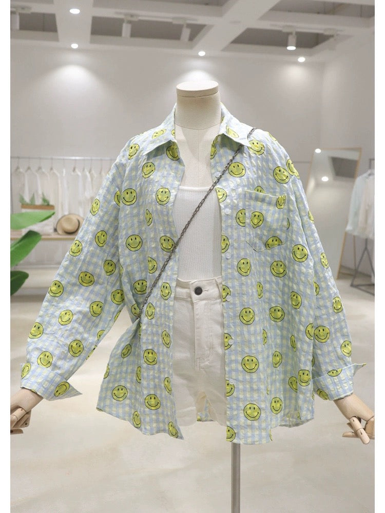 Breathable full body small smiley face printing 2024 summer loose medium and long cotton thin plaid long-sleeved shirt for women