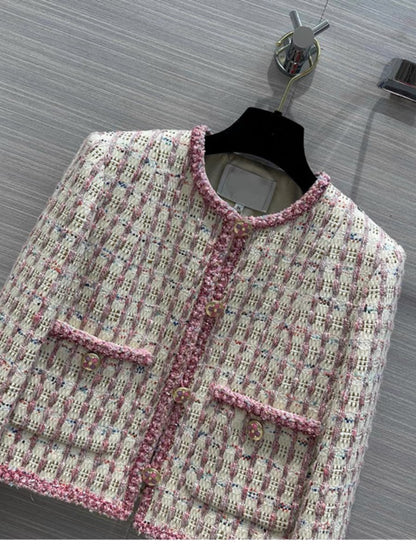 Fashionable temperament and age-reducing girl Xiaoxiangfeng 23 autumn new round neck long sleeve colorful gauze check short casual jacket