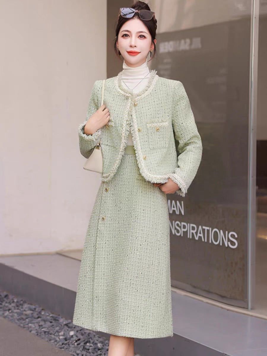 Xiaoxiangfeng suit autumn women's clothing 2023 new hot temperament fashionable little dignified and atmospheric two-piece dress (S0411)