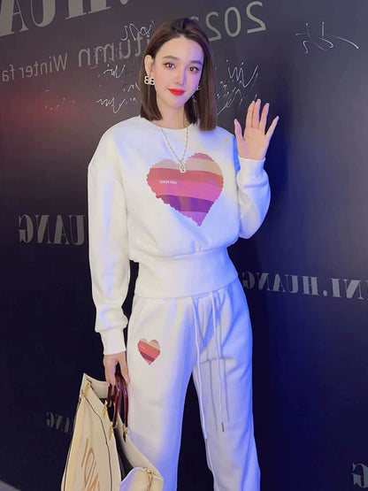 White high-end age-reducing sports and leisure suits for women, spring and autumn new fashionable European style street sweatshirt two-piece set