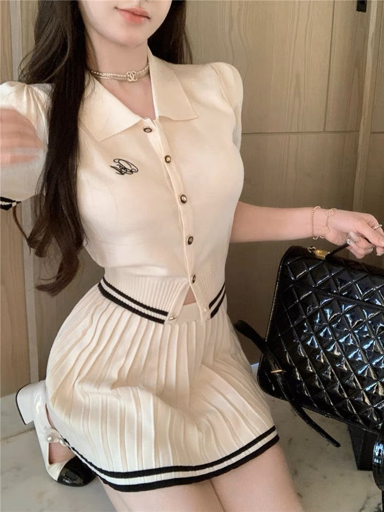Xiaoxiangfeng College Suit Women's Summer French Polo Neck Knitted Top + Pure Desire Pleated Skirt Two-piece Set