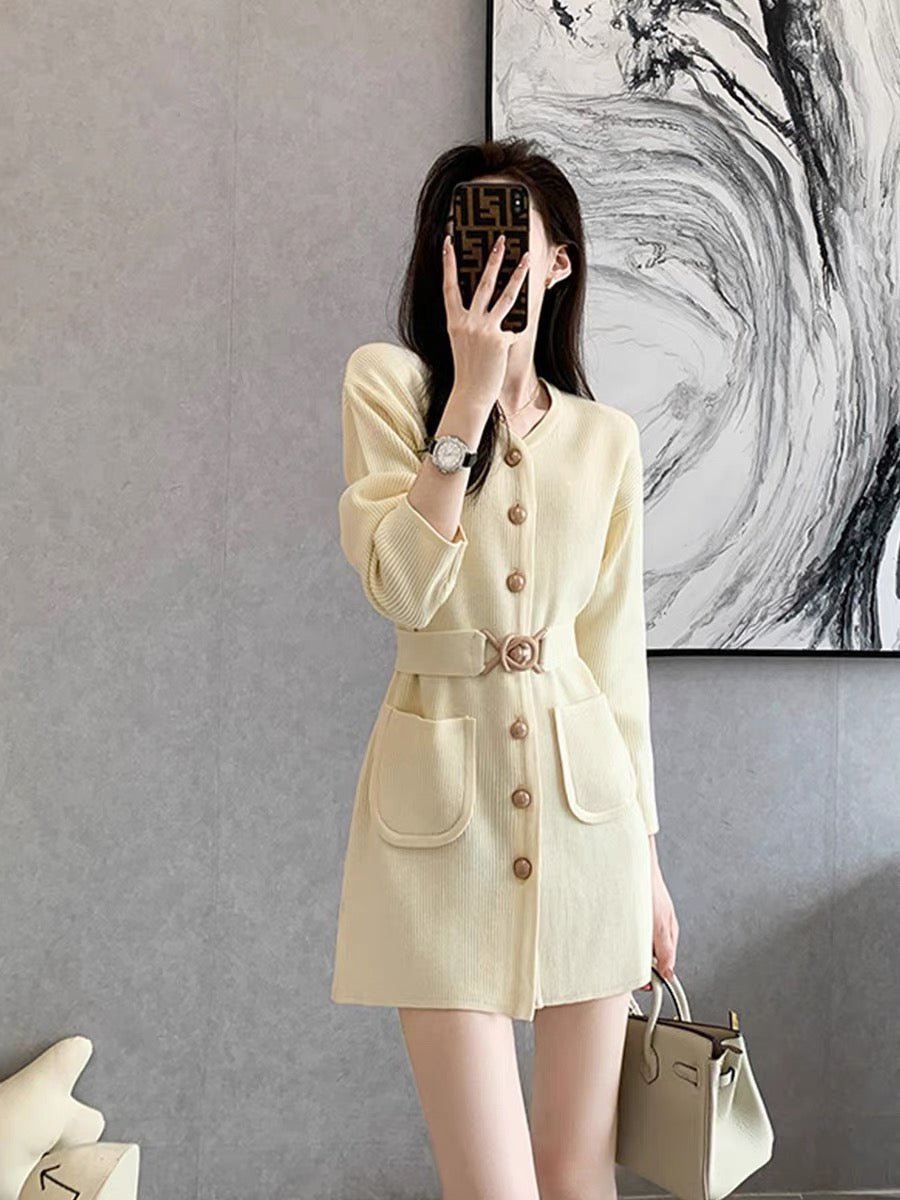 Spring 2023 New Women's French Waist Slimming Design Niche Small Knitted Suit Dress (V7719)