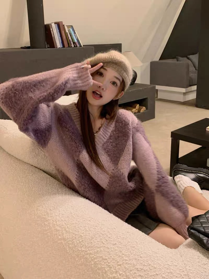 Lazy style design color block V-neck sweater for women autumn 2023 new loose diamond knitted sweater top A2242