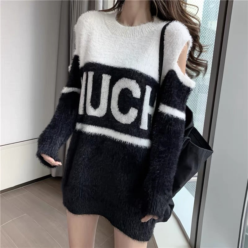 Internet celebrity plush design niche off-shoulder contrasting color scheming women's sweater lettered mid-length over-the-hip sweater for women T3443