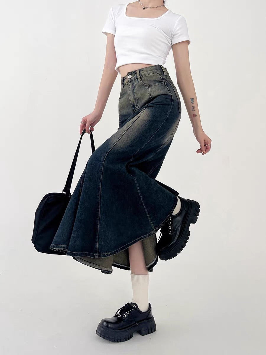 Denim skirt for spring and autumn, slightly chubby design, niche whitening gradient, hip-hugging fishtail ruffled mid-length skirt for women A3360