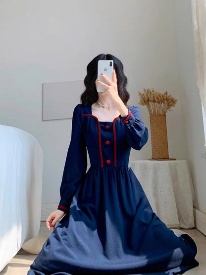 Autumn 2023 new women's skirt French romantic retro long-sleeved Hepburn style fashion high-end temperament dress