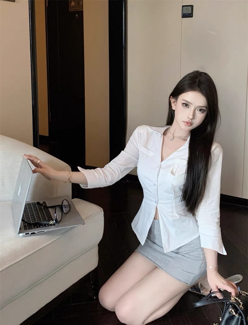 French hot girl polo collar white temperament shirt women's high-end design sense niche three-quarter sleeve short top early autumn