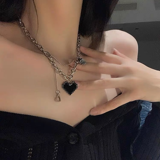 Titanium steel round card letter love Korean necklace female niche design sense collarbone chain street retro sweet cool wind necklace