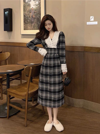 2023 new French-style breast-cut above-the-knee long skirt Hepburn small fragrance style bottoming dress women's wear spring and summer